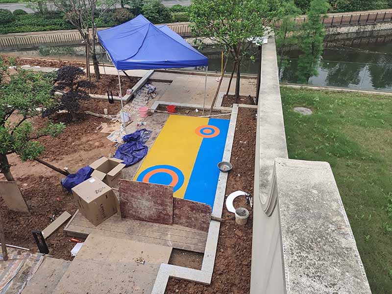 长沙市望城区绿城高尔夫小镇别墅EPDM塑胶运动场地施工